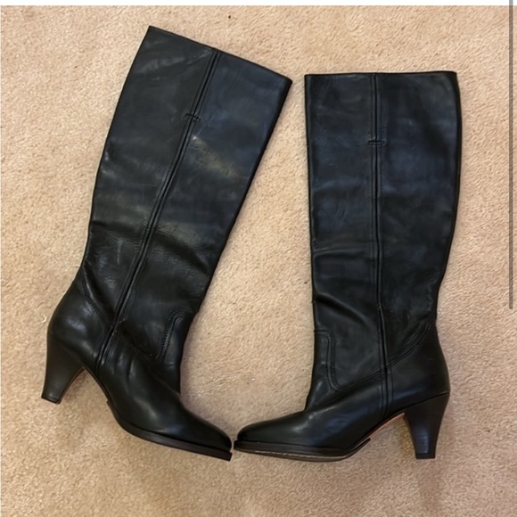 Brand new never worn frye boots - Picture 4 of 5